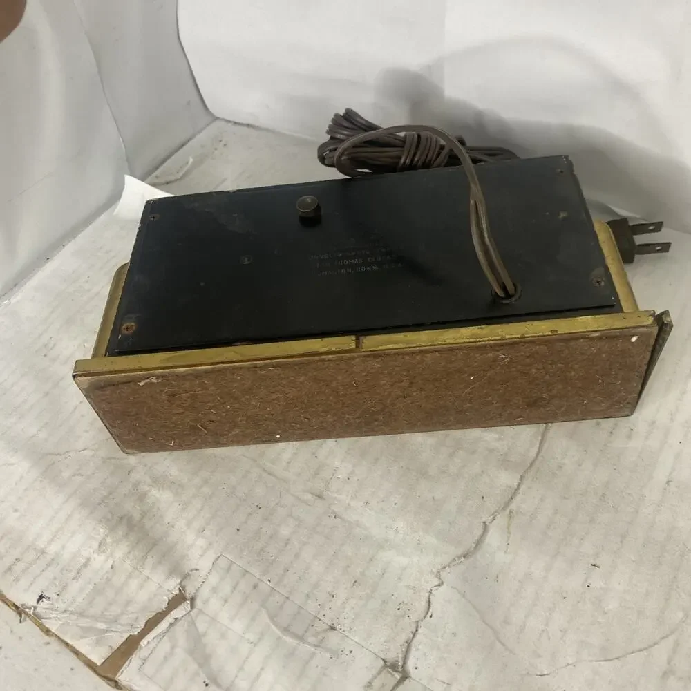 Vintage Seth Thomas Wood Desk Clock Rectangular Electric For Parts & Repair Only